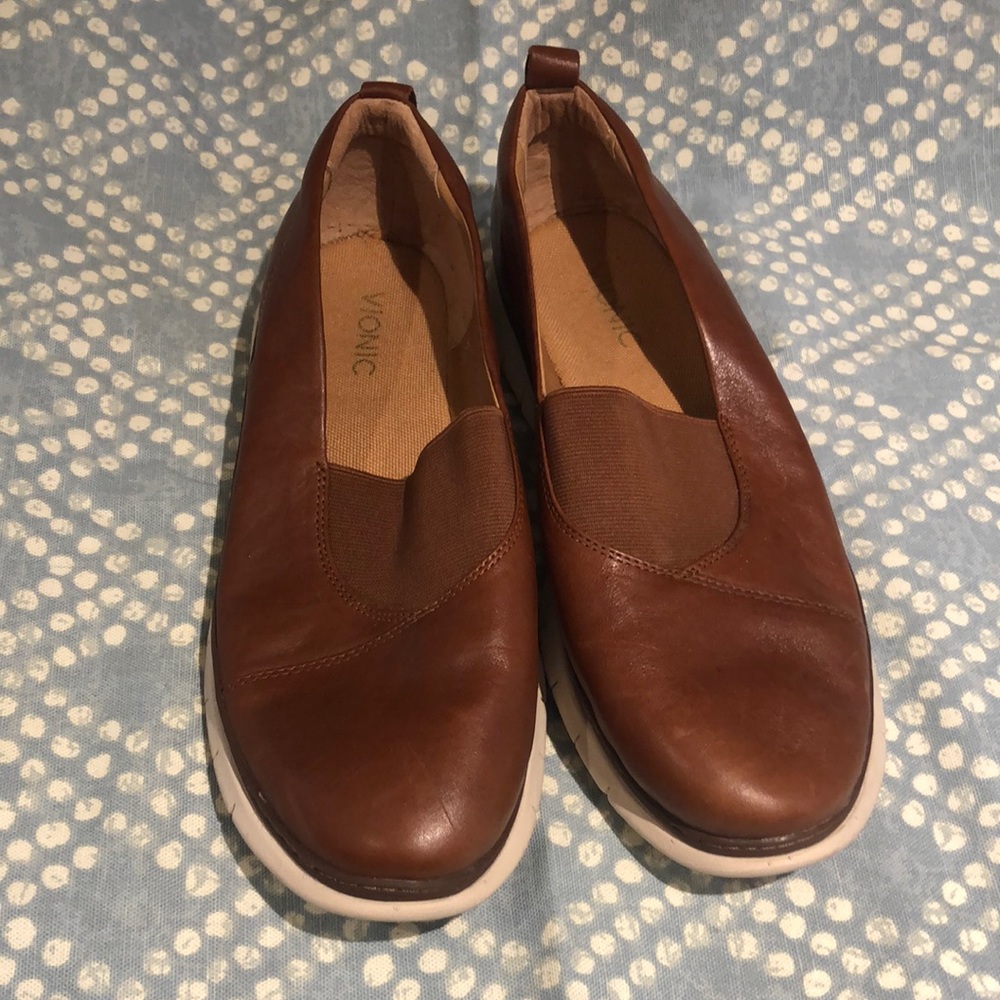Brown vionic slip on shoes